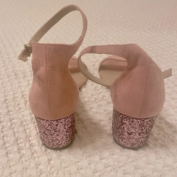 🛍️x 3 for $35 or 🛍️x4 for $50 - Picture 2 of 3